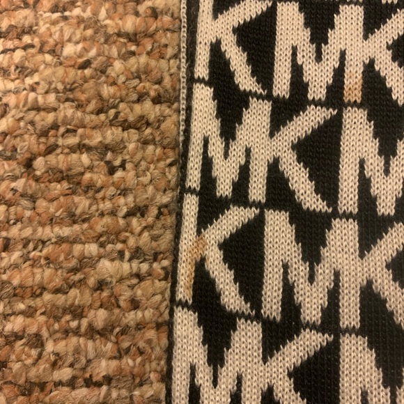Michael Kors Infinity Sweater Scarf - Picture 4 of 5